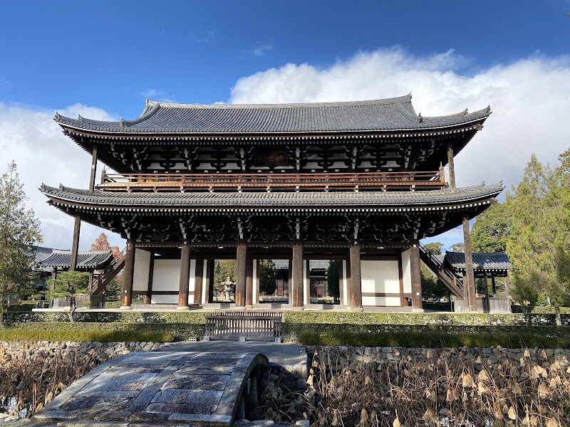 Explore Tofuku-ji Temple