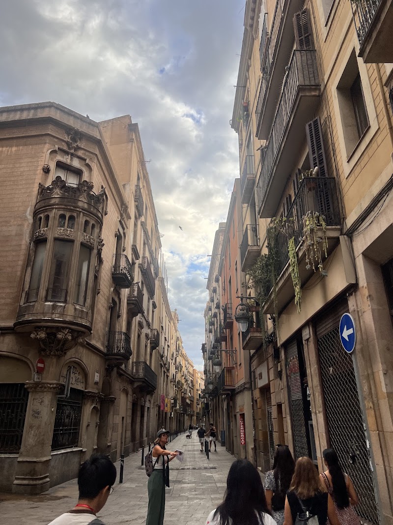 Explore El Raval